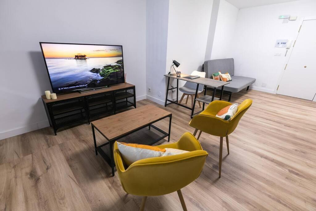 Estudio-Oficina Moderno, Centro De Jaén Екстериор снимка